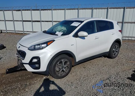 2021 Kia Sportage Lx z USA, uszkodzony, nr VIN KNDPMCACXM7933883